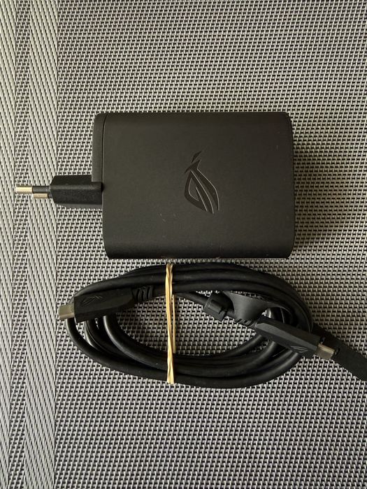 Asus Rog 100W Gaming Charger Dock