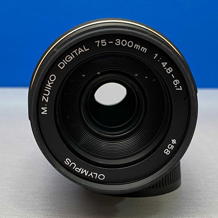 Olympus M.Zuiko Digital 75-300mm f/4.8-6.7 ED