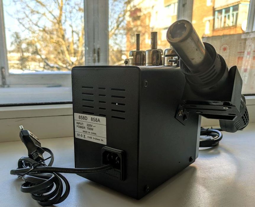 Фен для пайки Sumsour 858D, паяльна станція, в робочу стані
