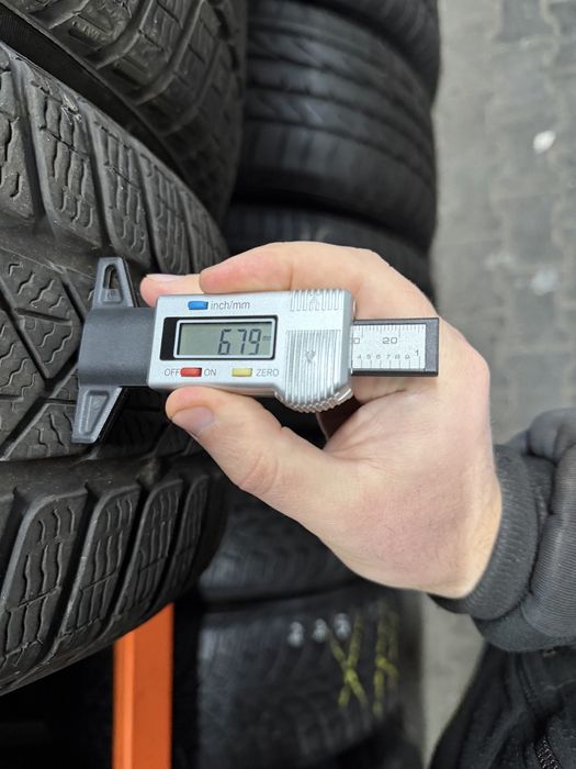 Шини Резина Зима 215/55 R17 94H Pirelli Sottozero 3 Winter