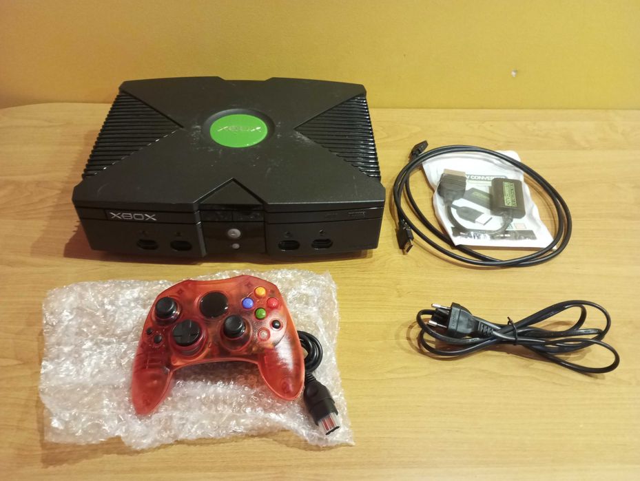 Xbox Classic 500 GB + czerwony kontroler