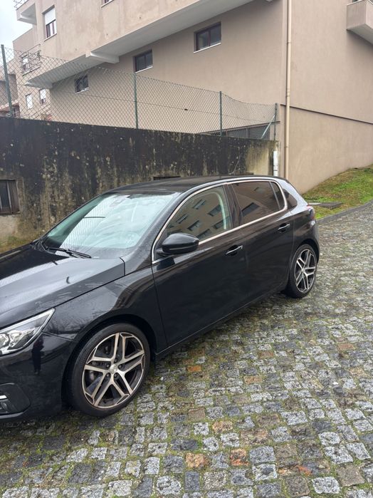 Peugeot 308 1.5BlueHDI — photo 2