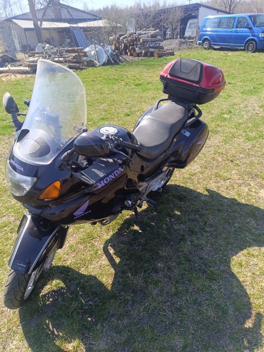 Motocykl Honda NTV 650