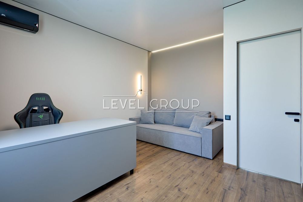 Продаж сучасного котеджу 150 м2 з ремонтом КМ Osocor House, Дарницький район, Славутич, Київ