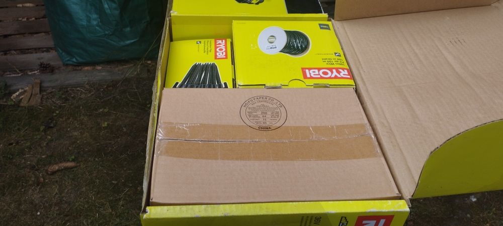 RYOB I -robot koszący