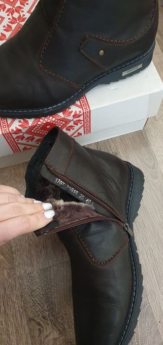 Чоботи, ботинки шкіряні чоловічі