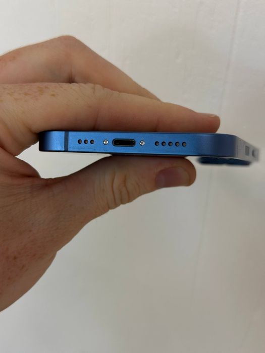 Apple iPhone 13 128gb Blue Гарний стан, АКБ 94%