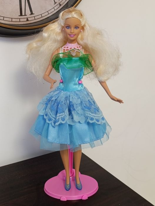 Ubranka dla Barbie - sukienka koktajlowa