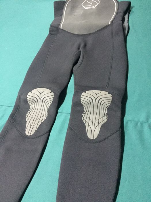 Fato de surf  Novo da  Deeply