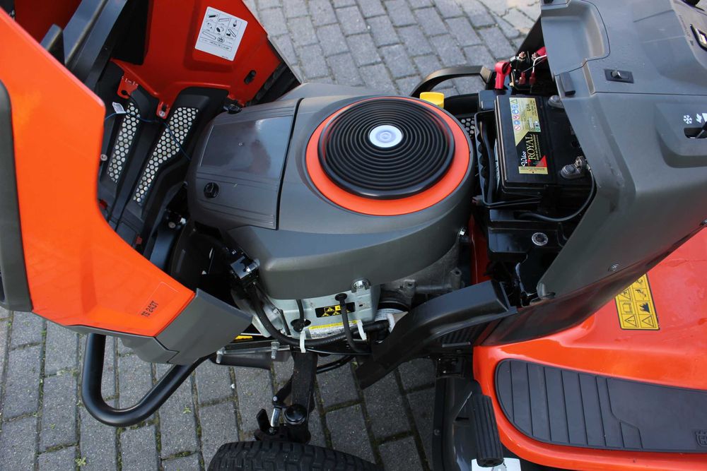 Husqvarna TS 243 t  TRAKTOREK Kosiarka