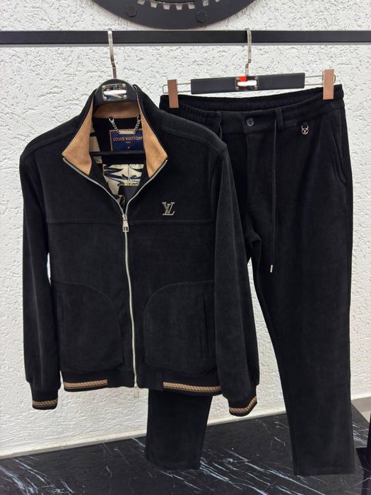 Костюми вельвет Louis Vuitton,Loro моделі