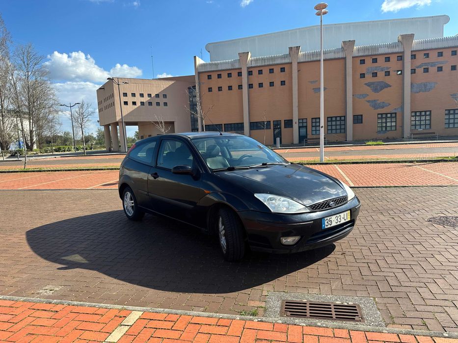Ford Focus 1.4 16v425384071072983041