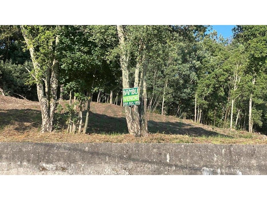 Terreno para venda — Gandra E Taião, Viana do Castelo