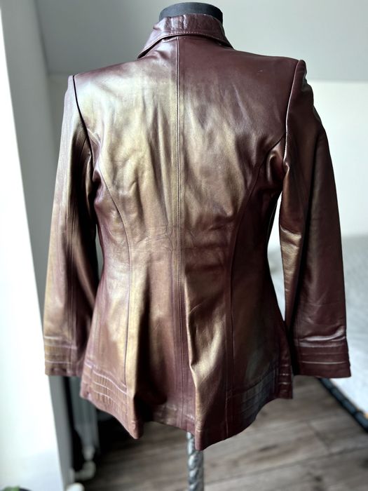 Шкіряна кожаная куртка натуральна М