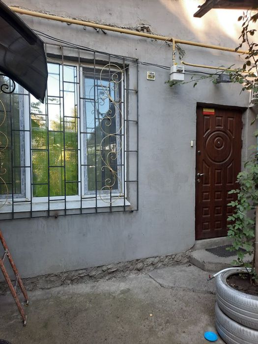 Продам от ХОЗЯИНА двухкомнатную квартиру на ул.Ат.Головатого,Пересыпь