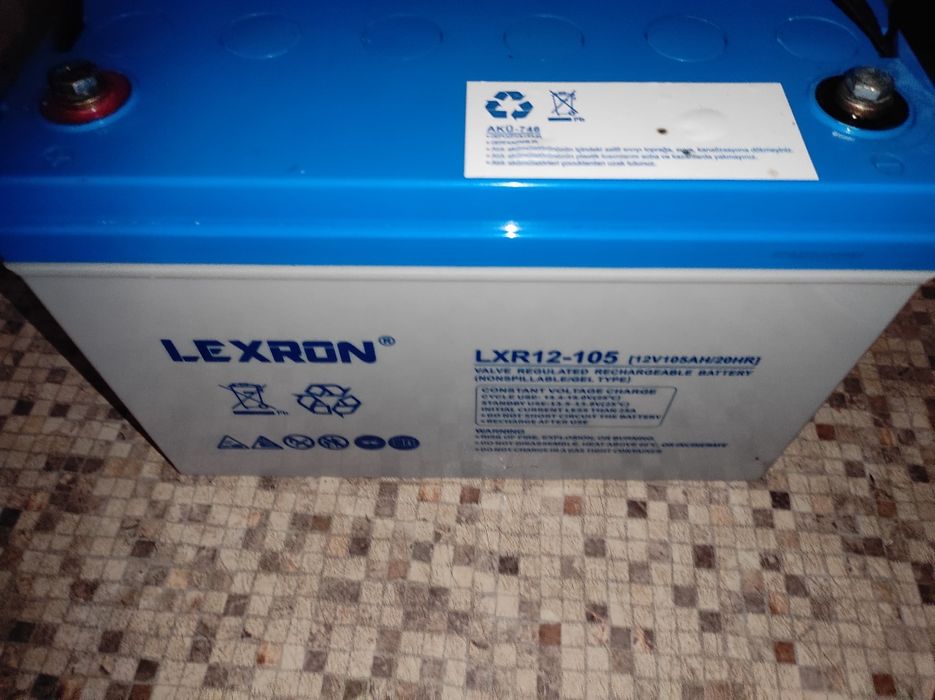 Продам гелевий аккумулятор 105 ah 12 v