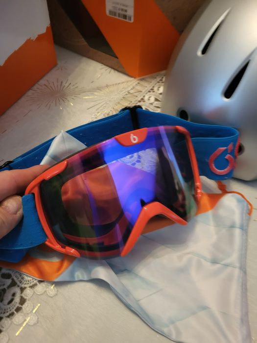 Markowe - Kask Sinner oraz gogle Bluetribe
