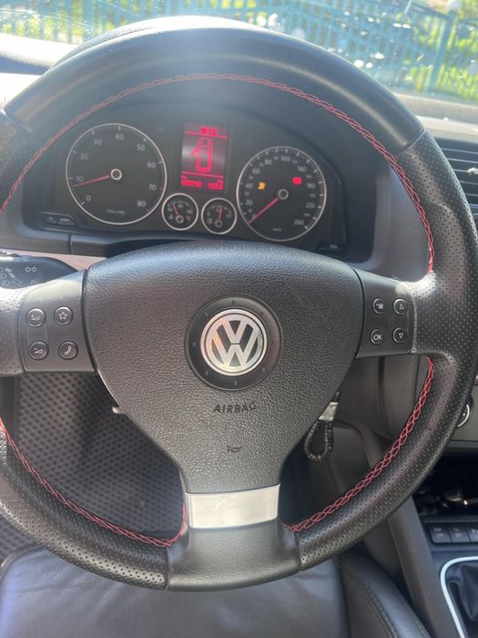 Продам  Volkswagen  Golf 5 2009