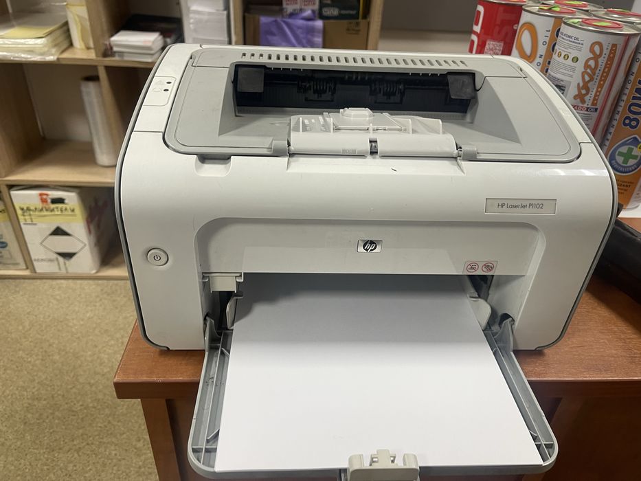 Принтер HP Laserjet p1102 б/у в отличном состоянии