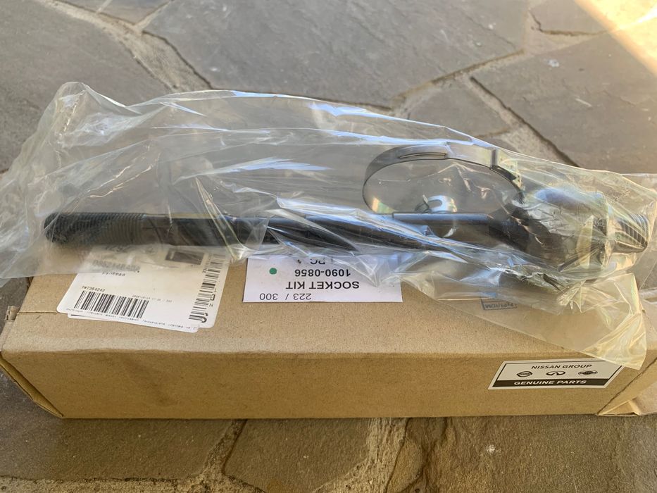 Продам наконечник рулевой тяги Ниссан D85214BAOA , новый.