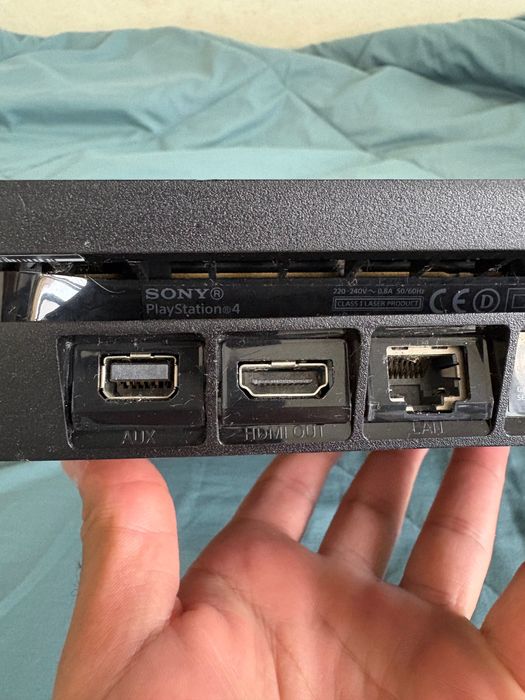PlayStation 4 slim