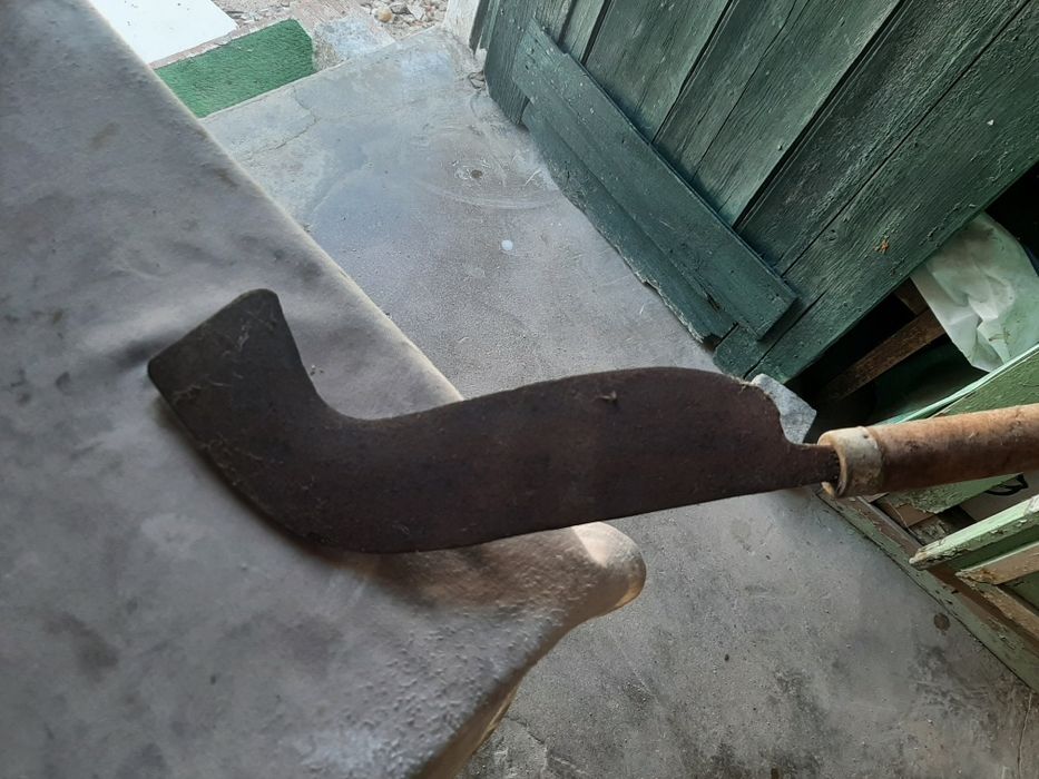 Podoa roçadora nova com cabo de 140 cms.