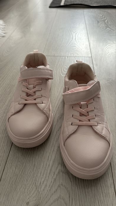 Buty reserved rozmiar 36 dziewczęce