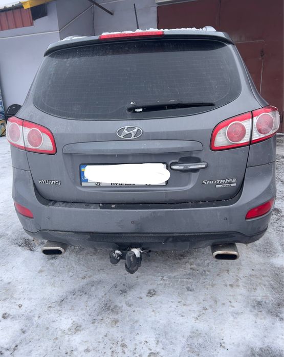 Продам hyundai santa fe 2011 7 місць газ!
