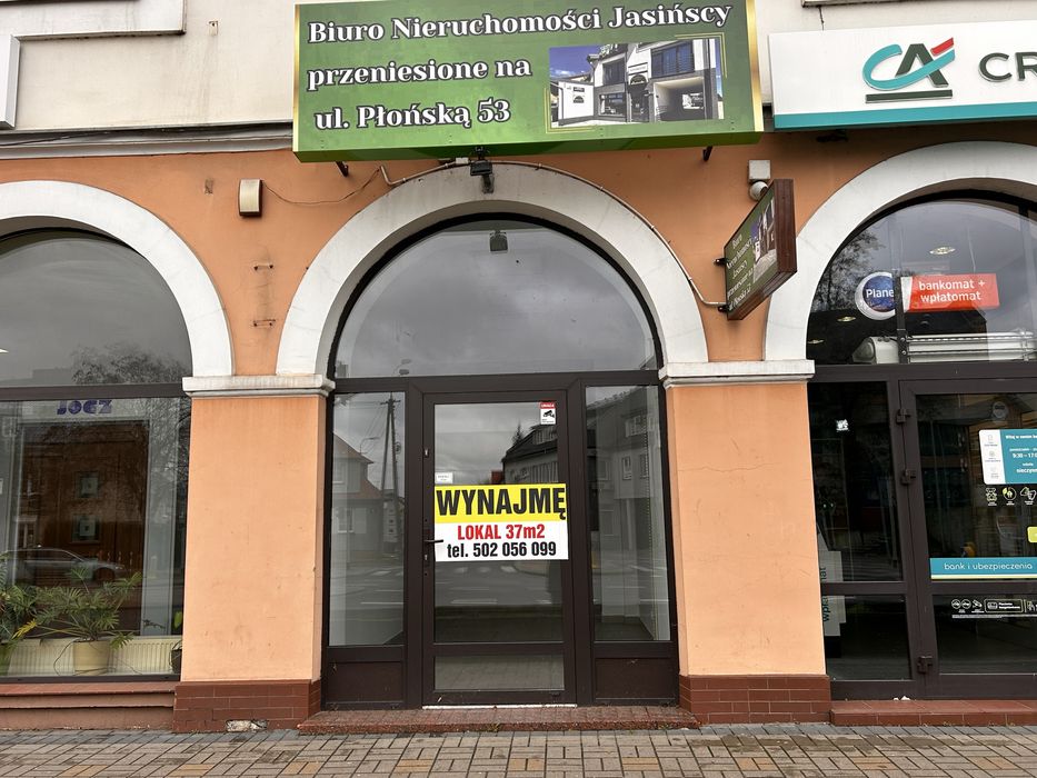 Lokal handlowo usługowy 37 mkw.