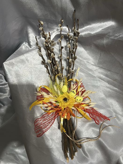 Вербні букетики на вербну нелілю