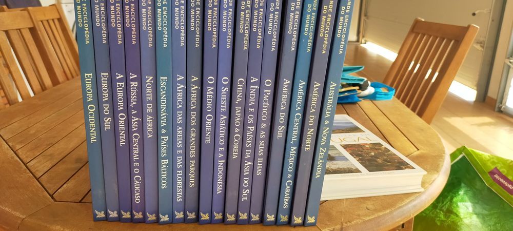 Livros antigos 2000 e 2011