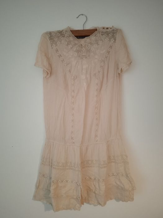 Vestido renda Zara