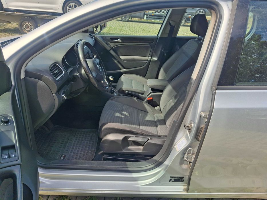 Volkswagen Golf VI 1.4 MPI 80 KM | 2009 | Oryginalny lakier | Klimatyzacja | Szyberdach