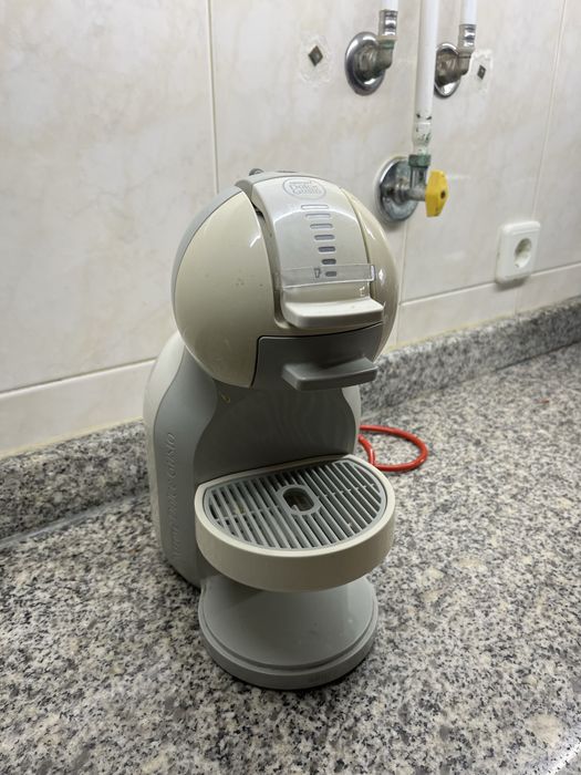 Maquina de cafe a funcionar