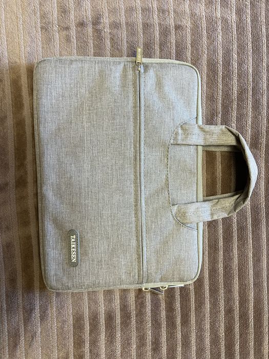 Сумка / Чехол для Ноутбука 10.2 /Новая /Качество