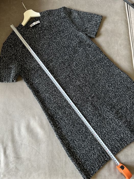 Zara крутезна сукня символічна ціна