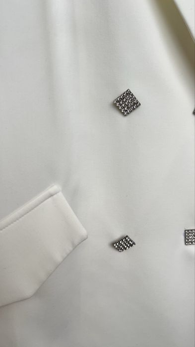 Сукня піджак молочного кольору