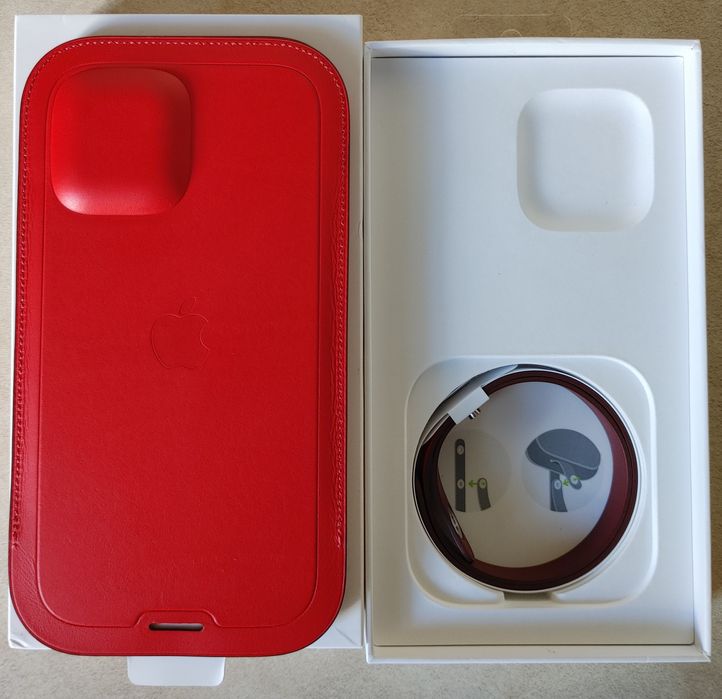 Etui do iPhone 12 Pro max Czerwony, Leather APPLE z MagSafe do Apple