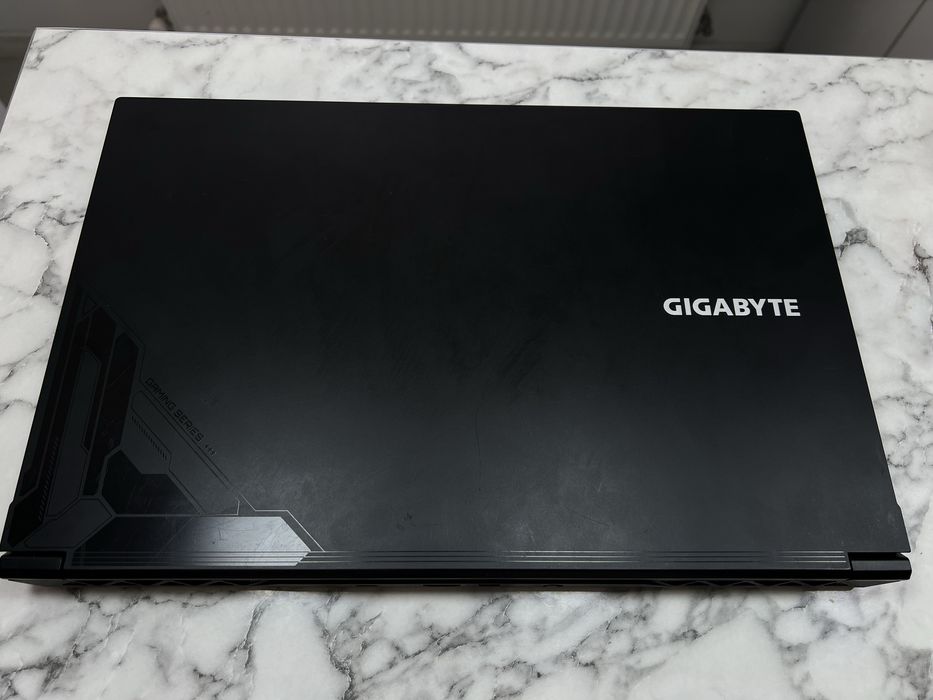 Ігровий ноутбук Gigabyte