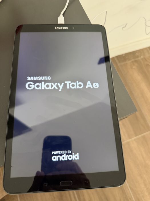 Tablet Samsung SM-T580