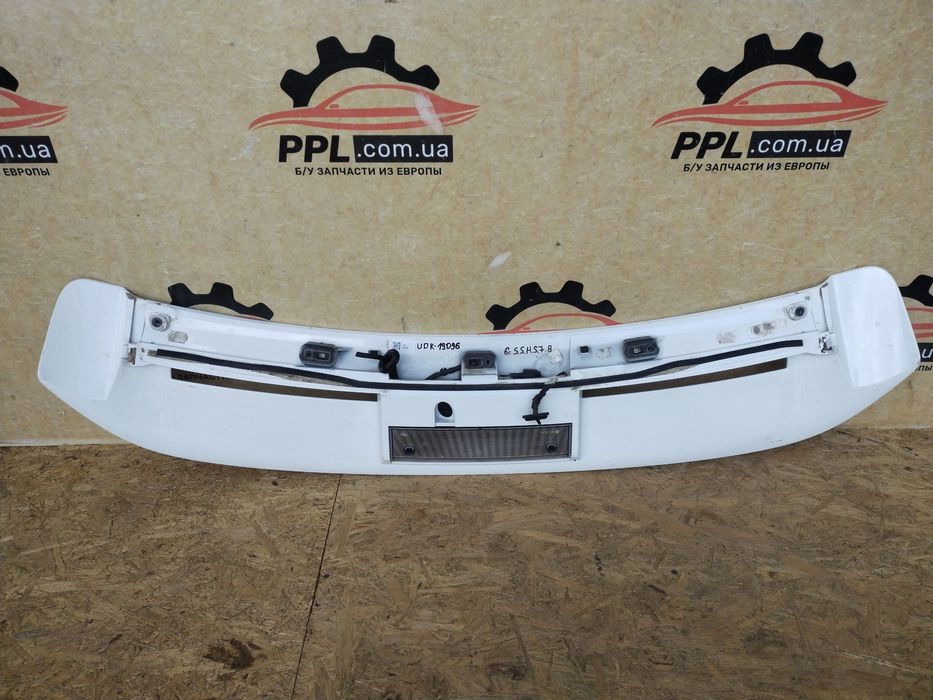 Ford Focus II Mk2 04-10 HB ST спойлер крышки багажника 4M5J-Z44210-ABW