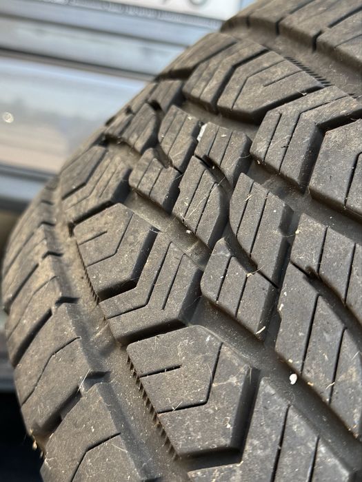 Pneu Continental 235/55 R18