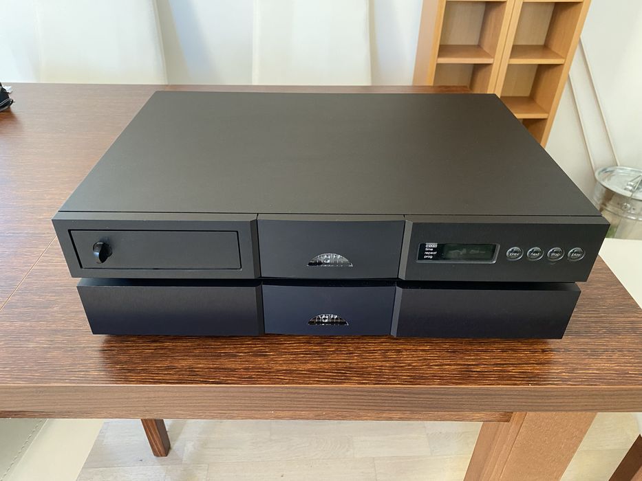 NAIM CD 5 XS + Flatcap XS + Furutech FP-3TS20