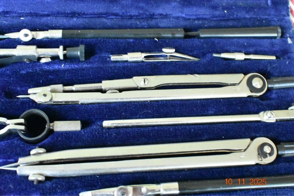 Продам готовальню времен СССР