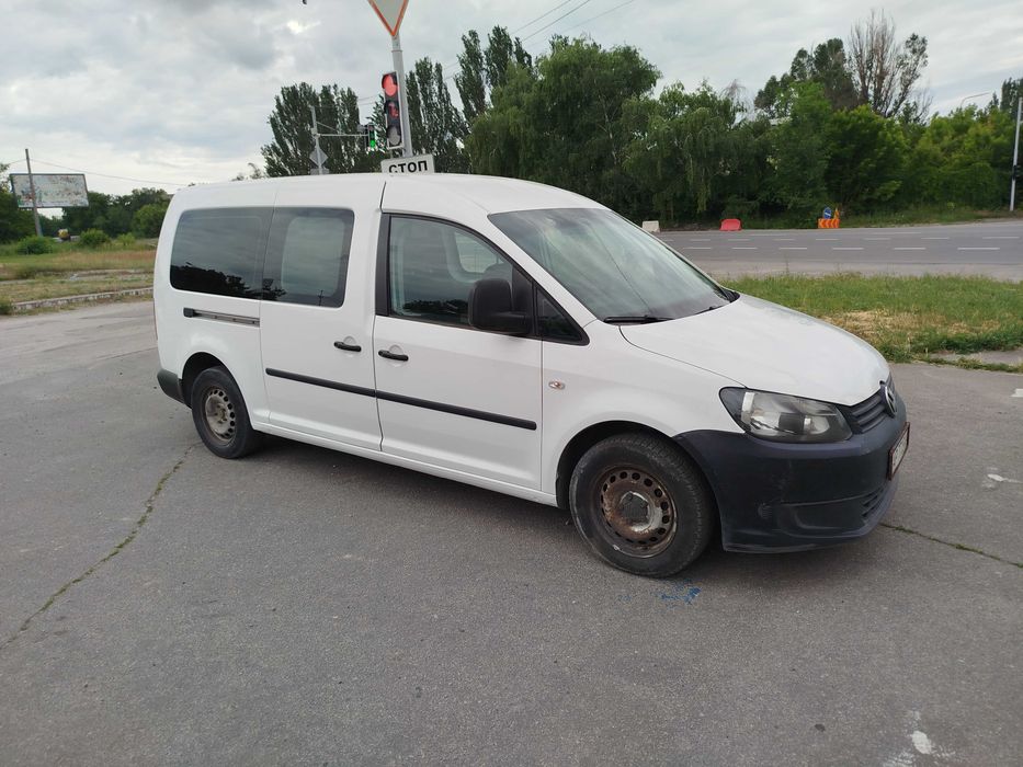 Продам Volkswagen caddy 2013