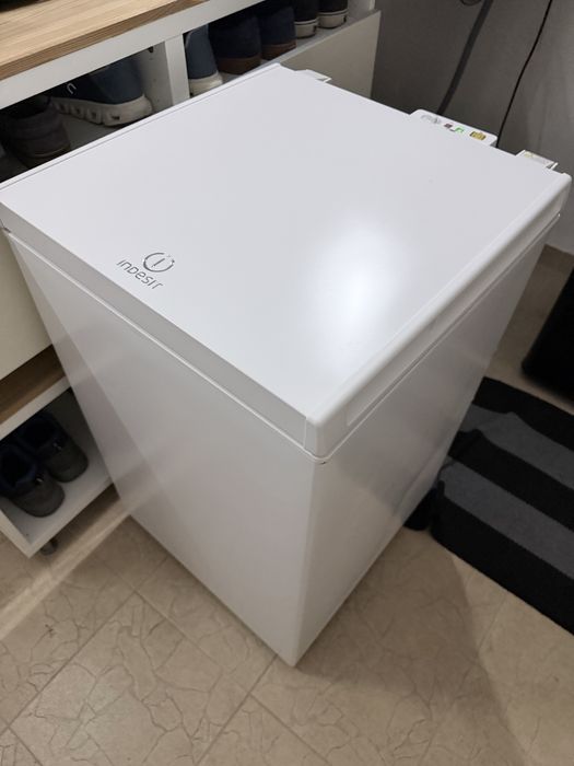 Arca Congeladora Indesit – Bom Estado