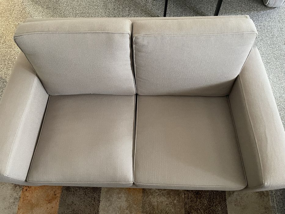 Conjunto 2 sofas e puff