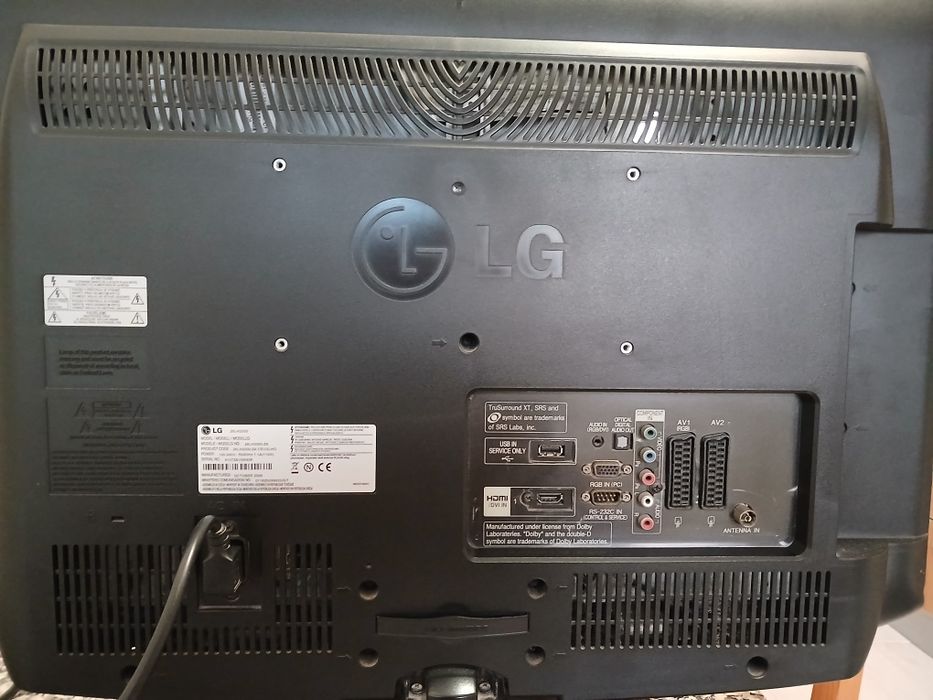 Televisor LG de 26"