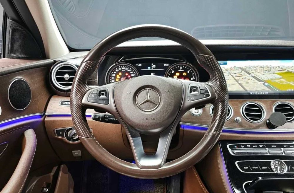 Mercedes Benz E220d W213 2017/ З ПДВ