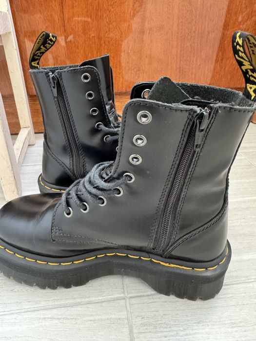 Dr. Martens Мартінси